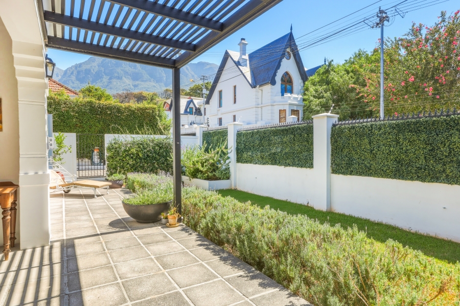 4 Bedroom Property for Sale in Newlands Western Cape